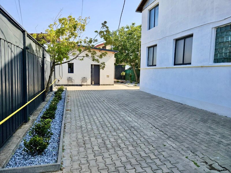 Bucurestii Noi -Casa complet mobilata curte si parcare
